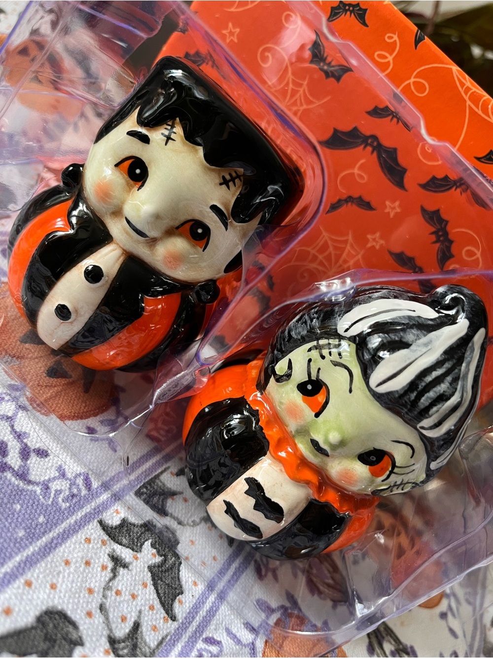 Johanna Parker Halloween Frankenstein & Bride Salt & Pepper Shaker Set 🦇
